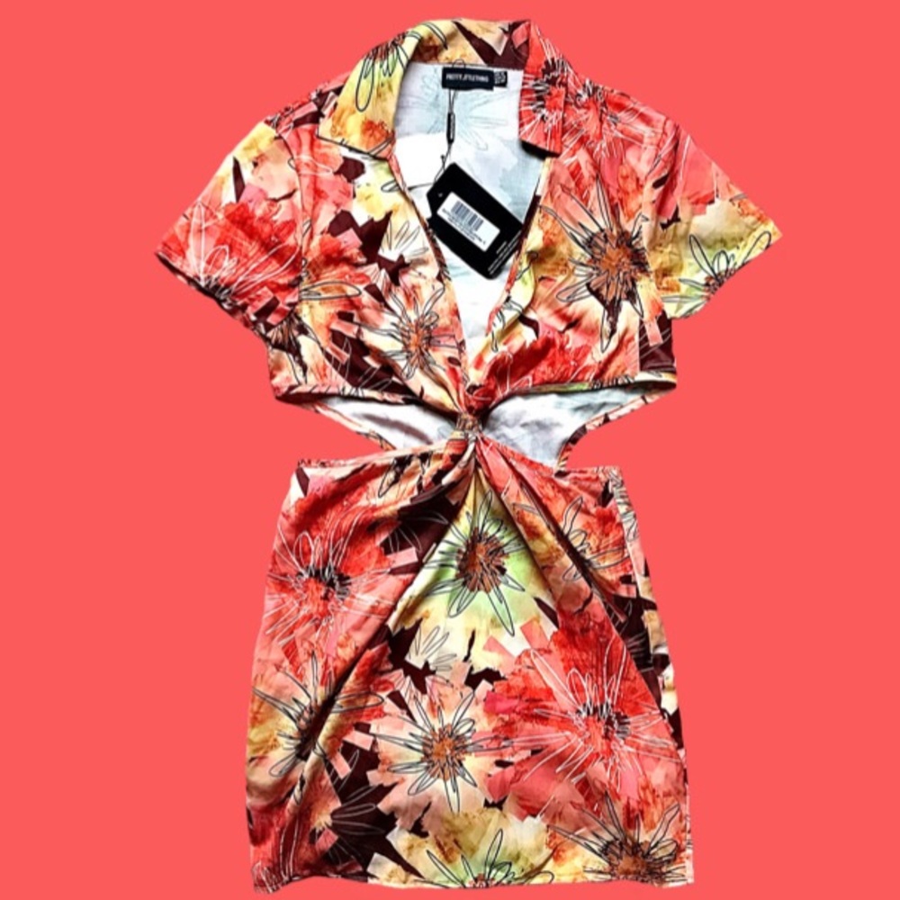 NWT PRETTYLITTLETHING floral cut-out shift dress